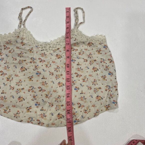 American Eagle Lace Trim Floral Cami Tank Top Cream Size M - Picture 6 of 7